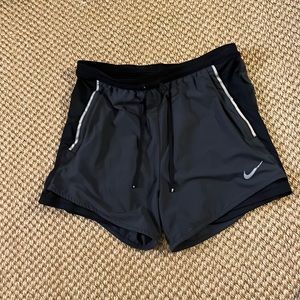 NIKE FLEX STRIDE RUNNING SHORTS